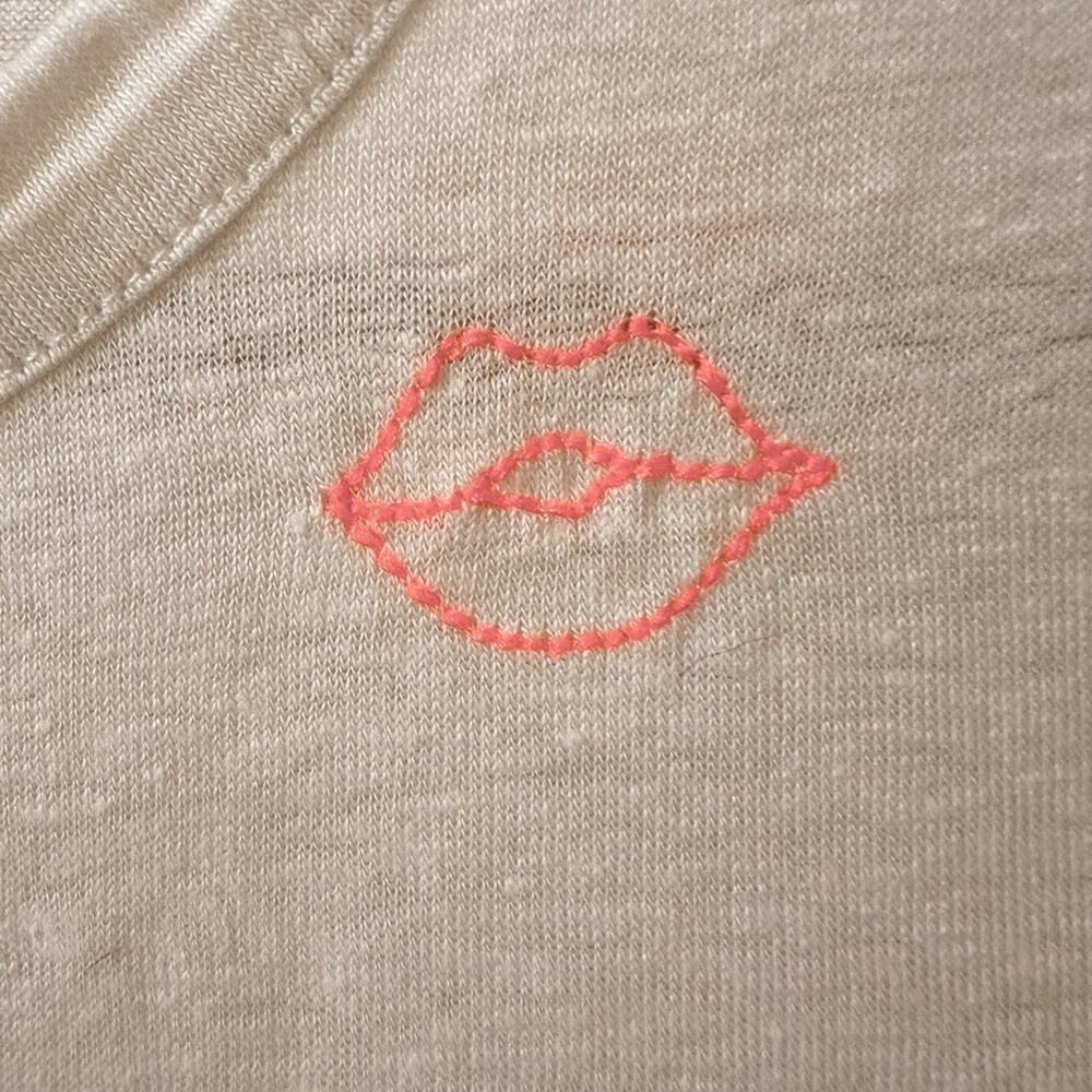 Chaser Neon Embroidered Lips Crop Top Tee, XS - Picture 4 of 7